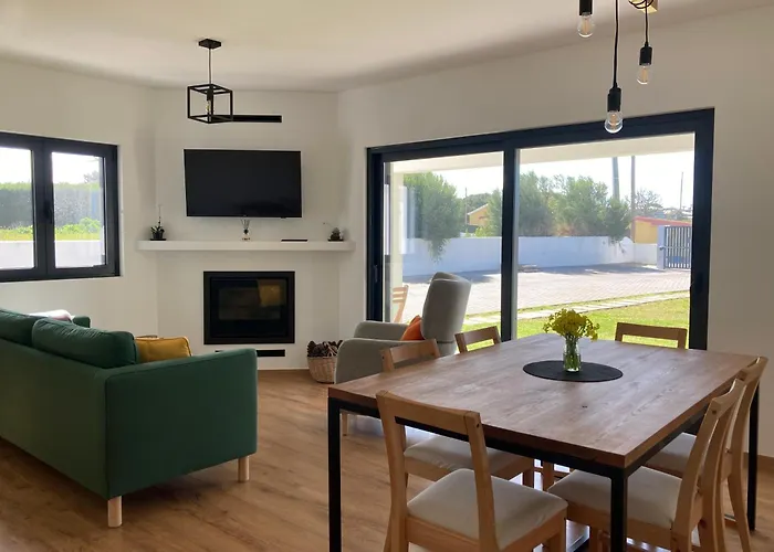 45 Pines West * Acafora